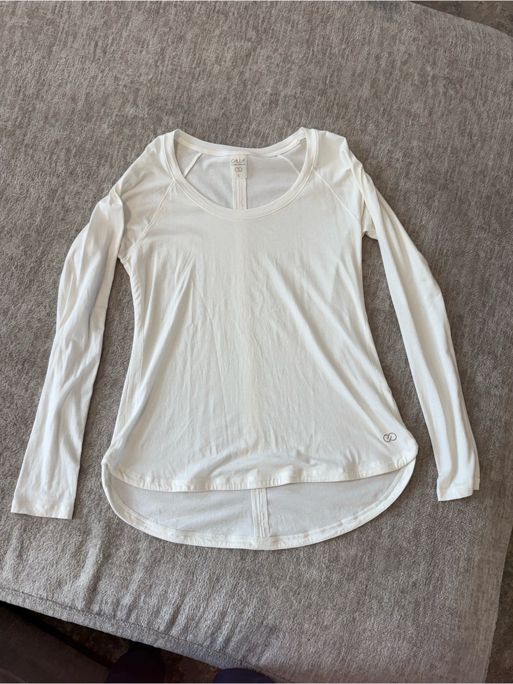 CALIA by Carrie Underwood Cream Long Sleeve Scoop Neck Tee